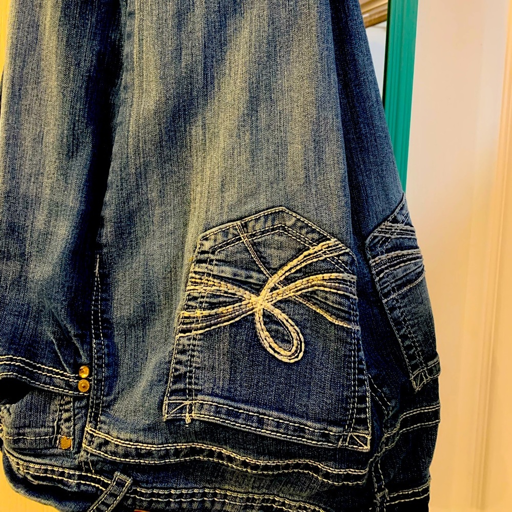 Wallflower jeans